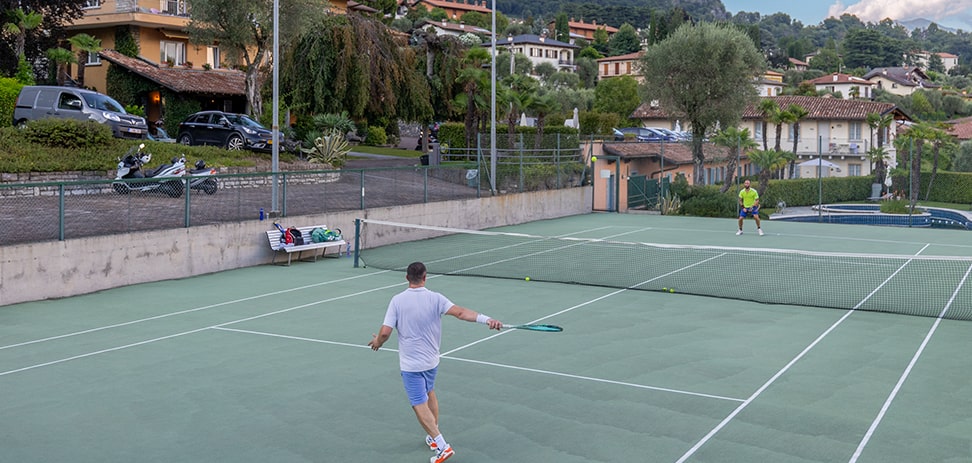 villa edy tennis slide 5